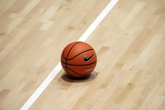 Analyse des enjeux actuels en NBA : Quelle équipe domine ?